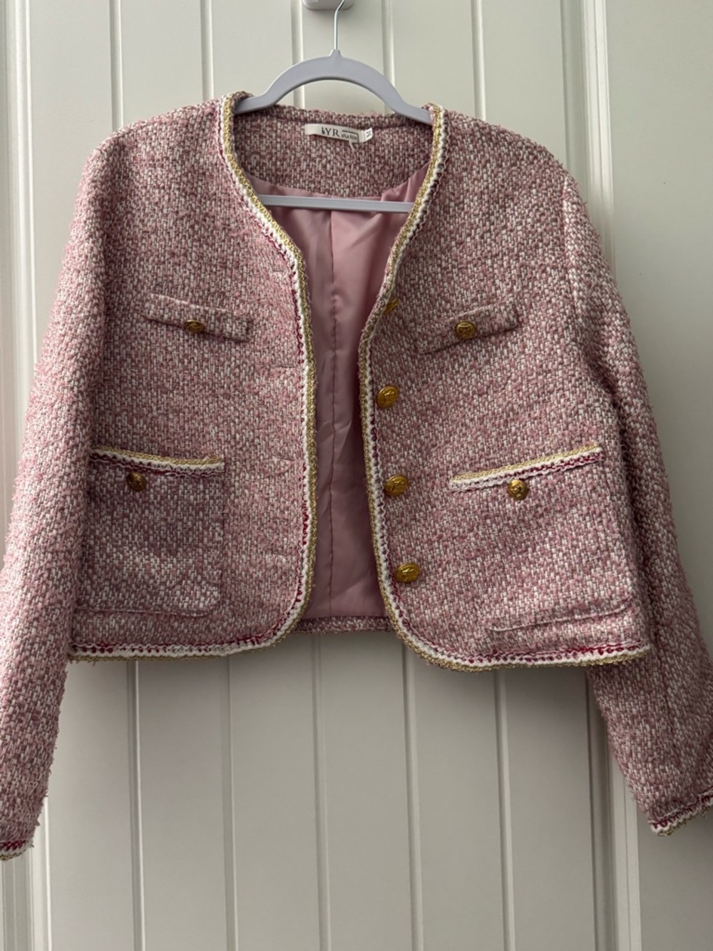 Tailored Pink Tweed Cropped Blazer with Gold Buttons